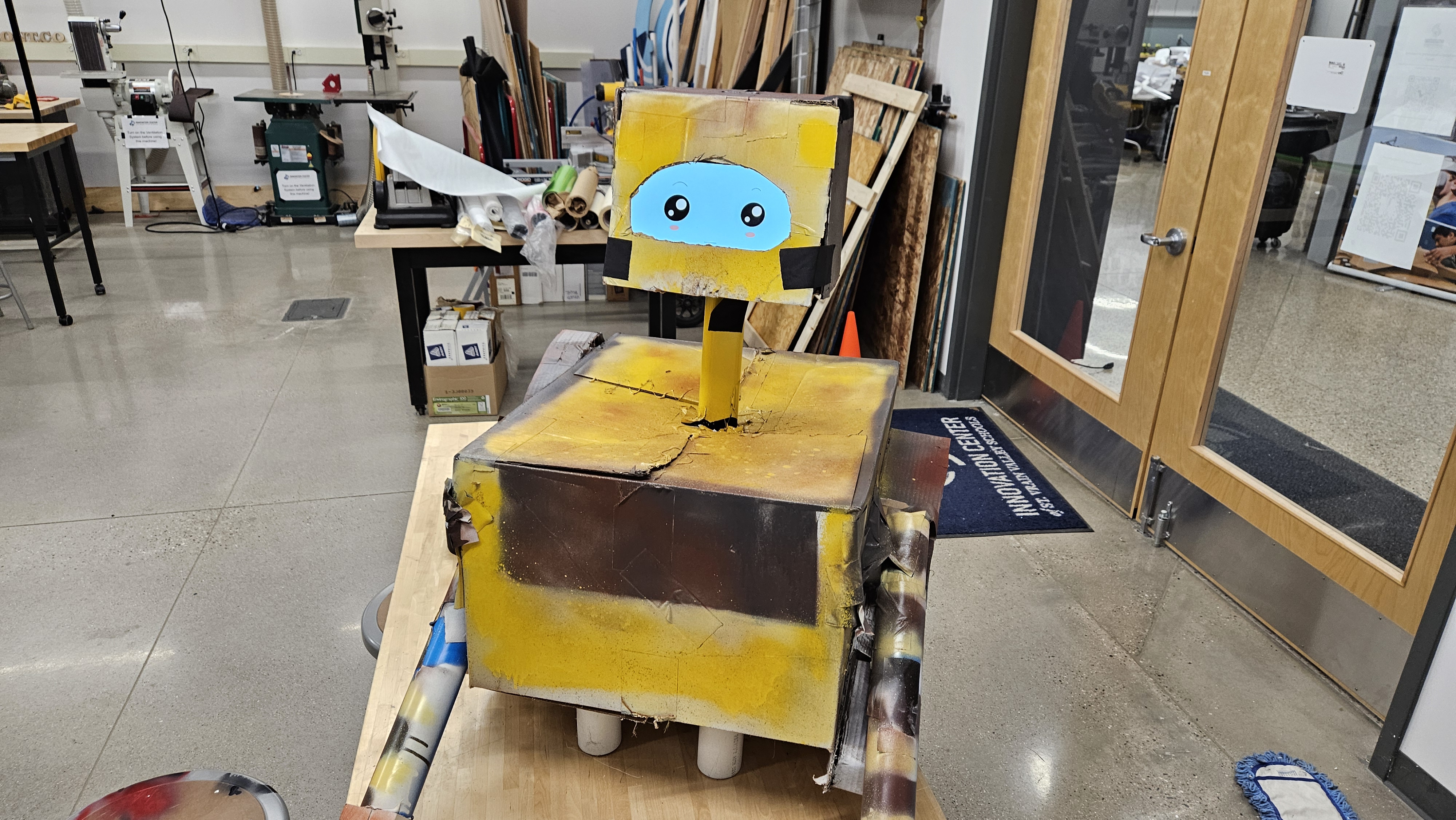 Cardboard Wall-E